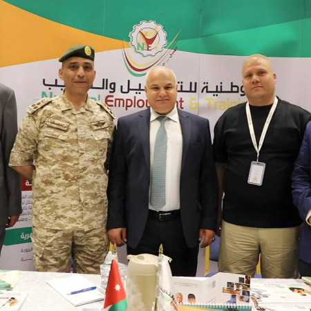 "الوطنية للتشغيل والتدريب تشارك في فعاليات اليوم الوطني للتشغيل "
